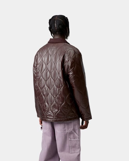 on model image of Oscar Chore Liner