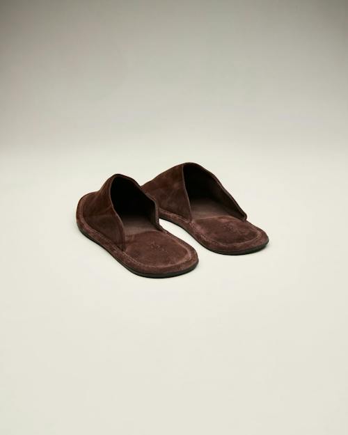 lifestyle image of Travel Slipper