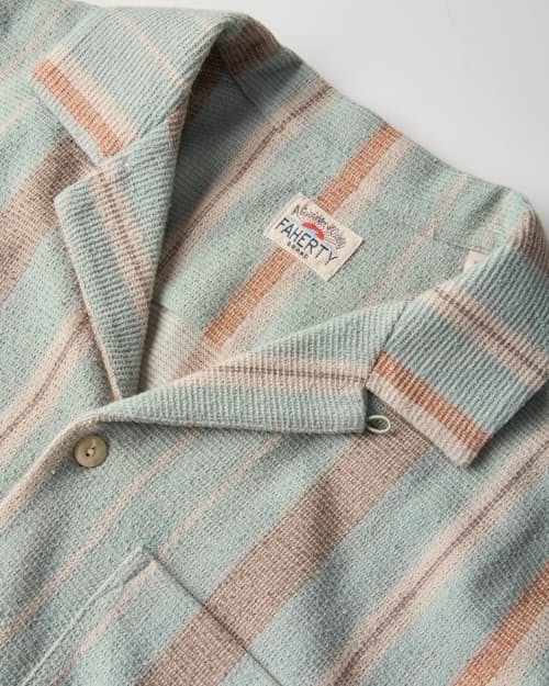 lifestyle image of Short Sleeve Oasis Shirt