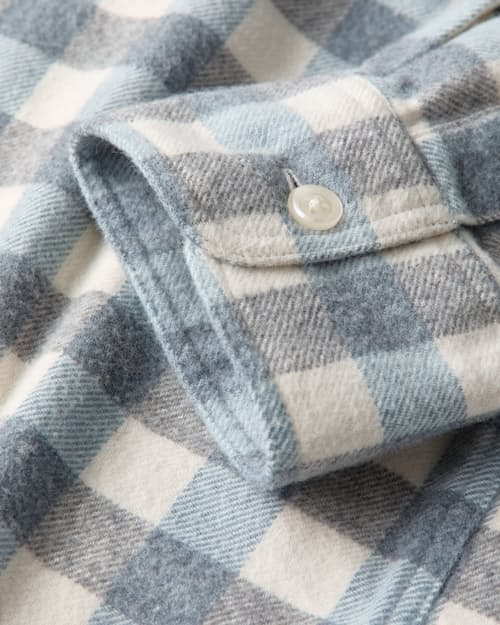 laydown detail image of Nazare Flannel
