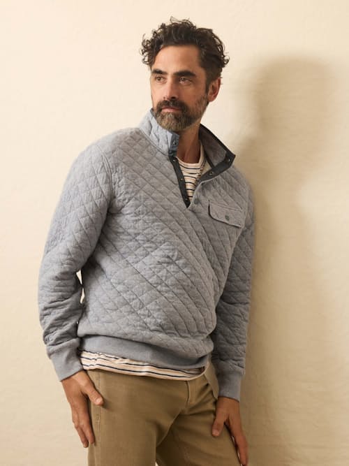 on model image of Epic Fleece Quilted Pullover