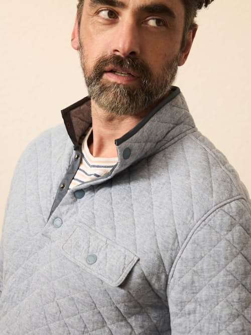on model image of Epic Fleece Quilted Pullover