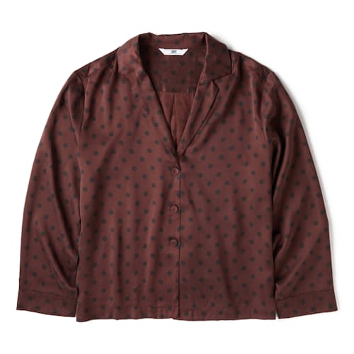 laydown image of Women's Washable Silk Button Up Long Sleeve Short Set