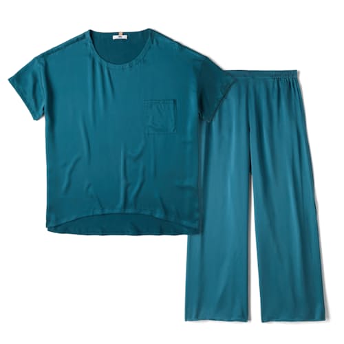 laydown image of Women's Washable Silk Tee Pant Set