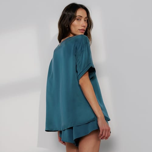 on model image of Women's Washable Silk Tee Short Set