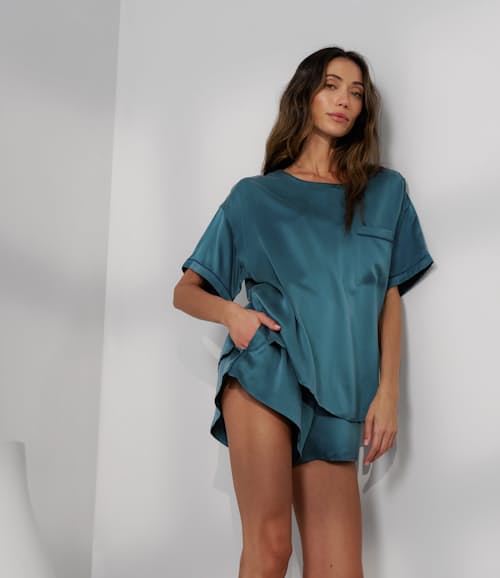 on model image of Women's Washable Silk Tee Short Set
