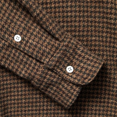 laydown detail image of Classic American Vintage Shirt