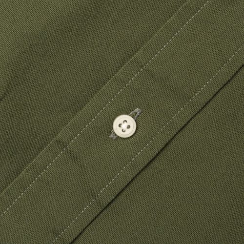 laydown detail image of Classic American Vintage Slim Oxford Shirt