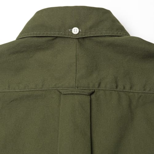 laydown detail image of Classic American Vintage Slim Oxford Shirt