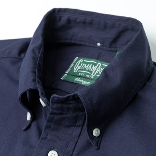 laydown detail image of Classic American Vintage Slim Oxford Shirt