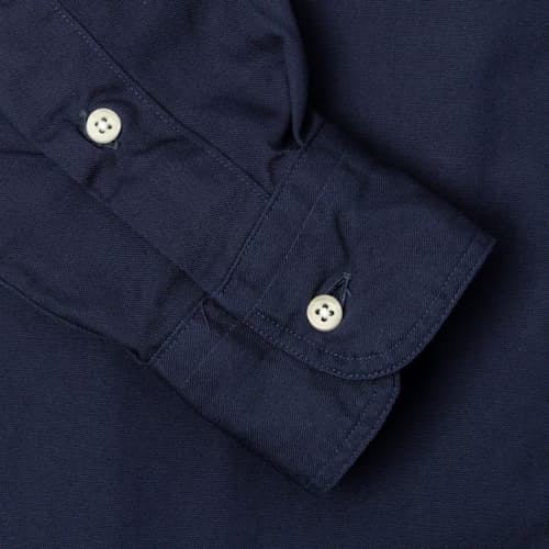 laydown detail image of Classic American Vintage Slim Oxford Shirt