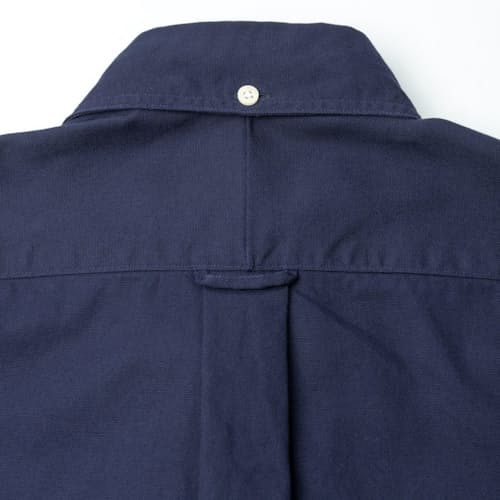 laydown detail image of Classic American Vintage Slim Oxford Shirt