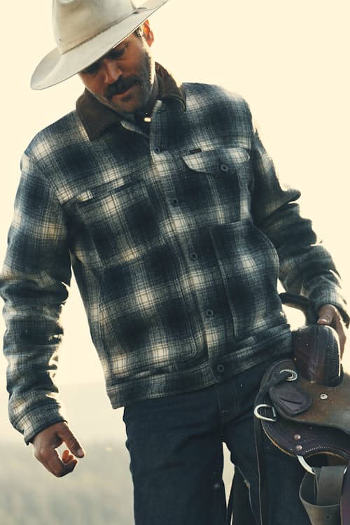 lifestyle image of Insulated Wool Short Cruiser