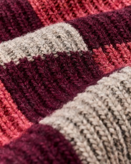 laydown detail image of Women's Checked Wool Cardigan