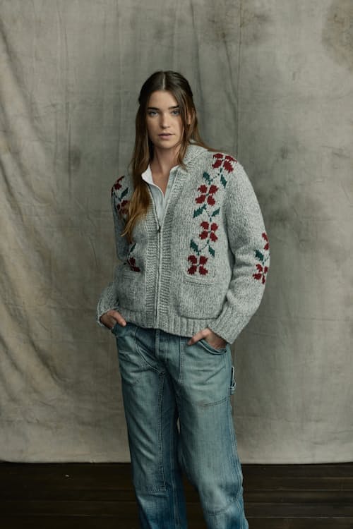 on model image of Women's Zippered Wool Sweater