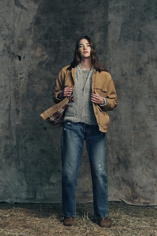 on model image of Women's Zippered Wool Sweater