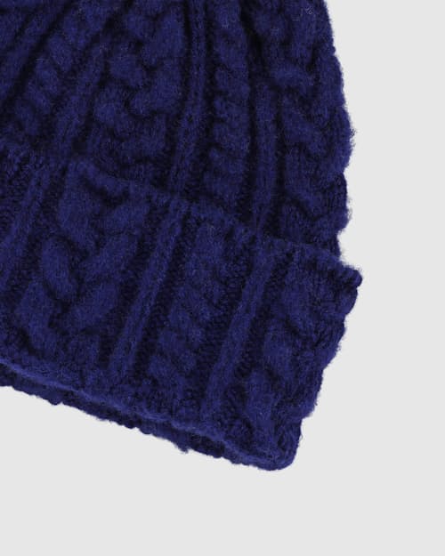 laydown detail image of Cable Festival Hat