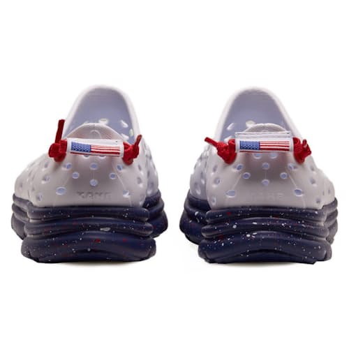 laydown image of Revive Active Recovery Shoe