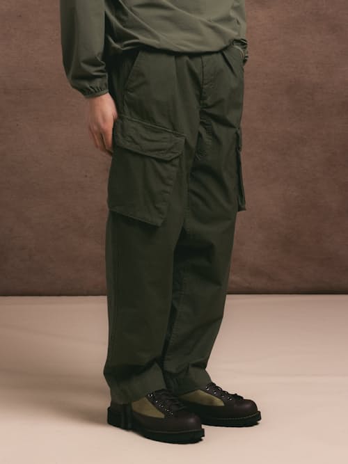 lifestyle image of Luss Ripstop Pant