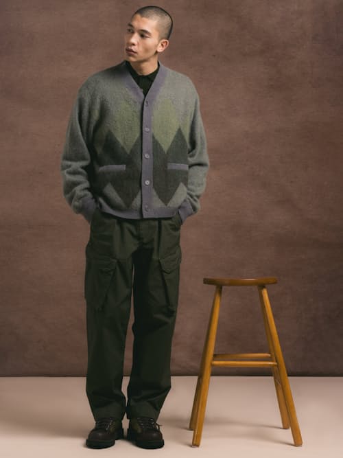 lifestyle image of Muirfield Argyle Cardigan