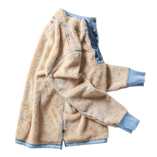 laydown image of Superfleece Mock