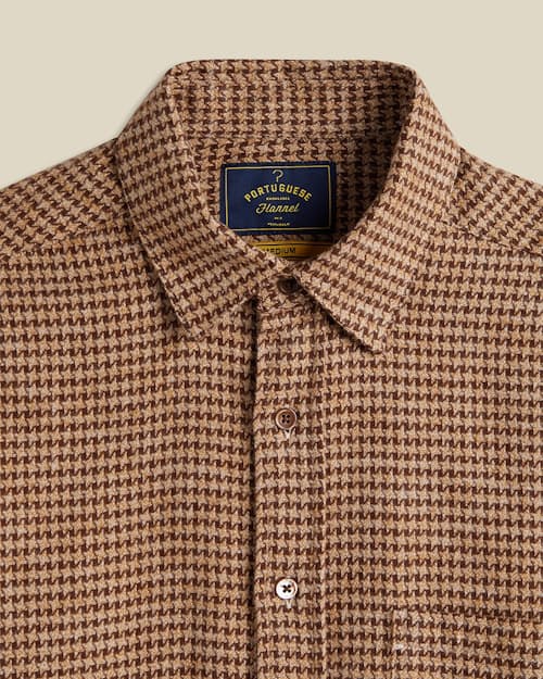 laydown detail image of Abstract Pie Poule Flannel Shirt
