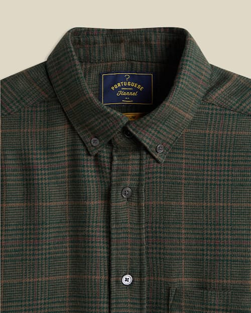 laydown detail image of Lake Long Sleeve Shirt