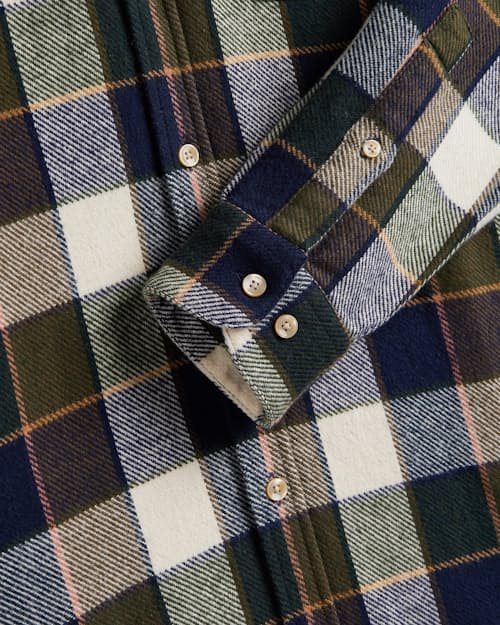 laydown detail image of Pine Flannel Shirt