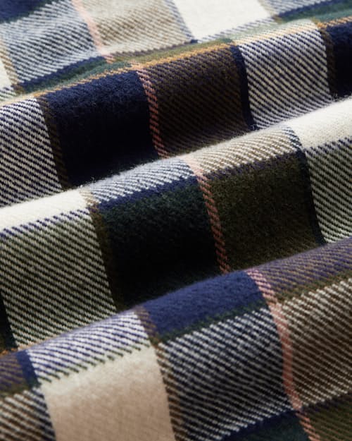 laydown detail image of Pine Flannel Shirt