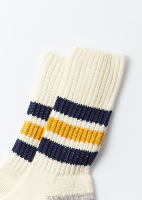 laydown detail image of Coarse Ribbed Oldschool Crew Socks