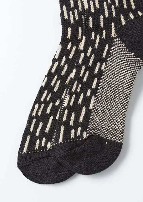 laydown detail image of Rain Drop Crew Socks
