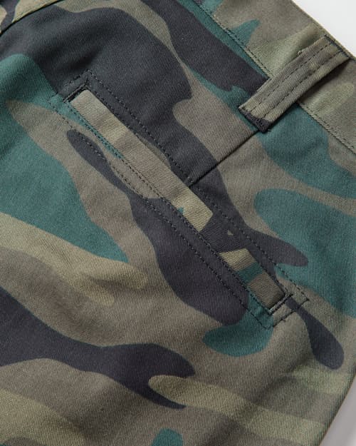 laydown detail image of Utility Cotton Twill Cargo Pant