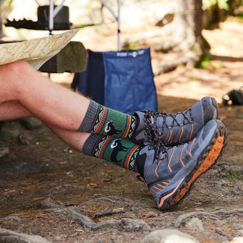 lifestyle image of Men's VanGrizzle Boot Midweight Hiking Socks