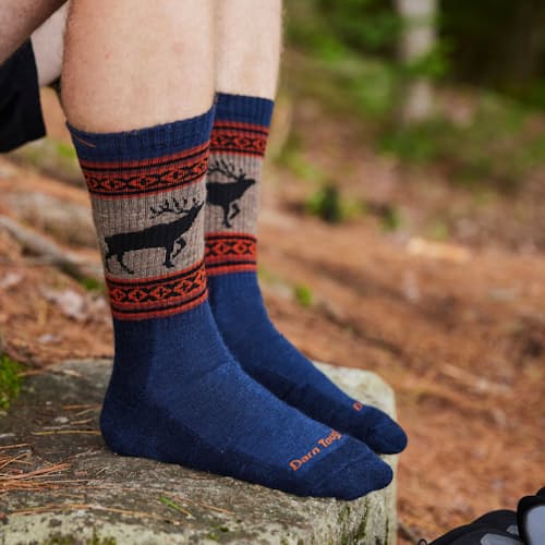 lifestyle image of Men's VanGrizzle Boot Midweight Hiking Socks