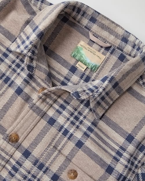 laydown detail image of Pacifica Stretch Twill Shirt
