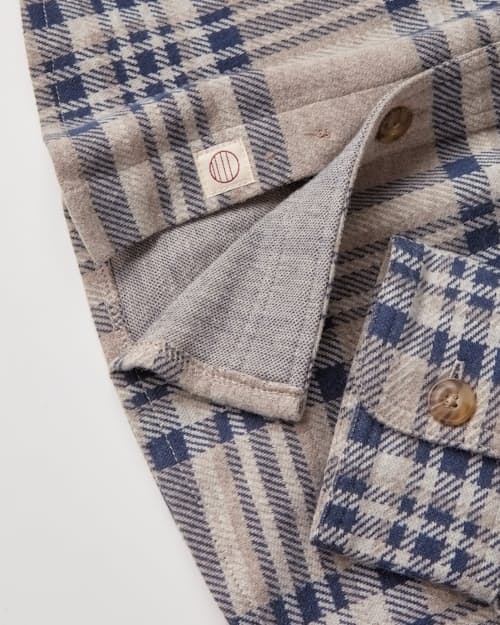 laydown detail image of Pacifica Stretch Twill Shirt
