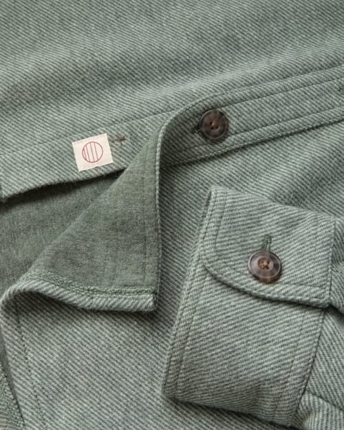 laydown detail image of Pacifica Stretch Twill Shirt