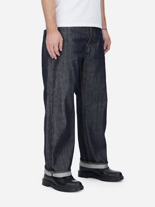 on model image of Relaxed Straight Selvedge Denim Jeans