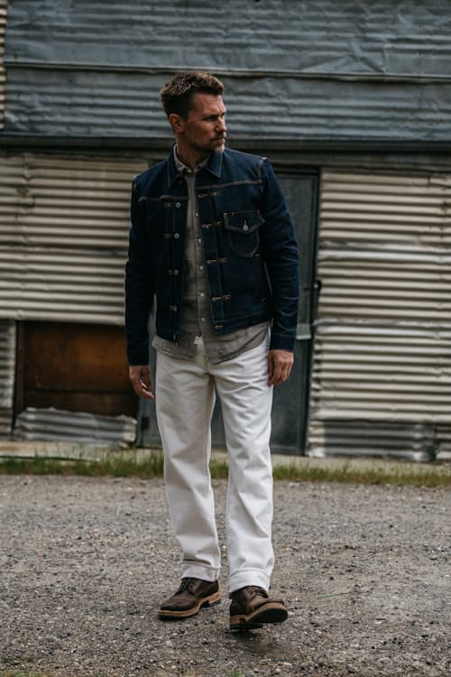 lifestyle image of The Barrel Classic Straight Natural Slub Denim Jeans