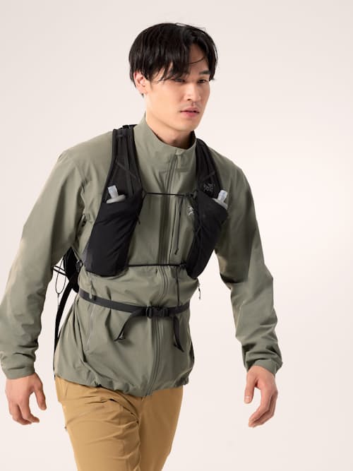 on model image of Gamma Jacket
