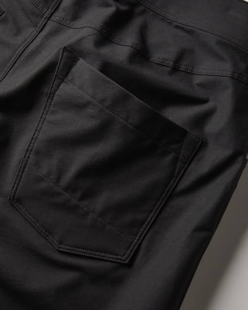 laydown detail image of Kragg Cotton Short - 9"