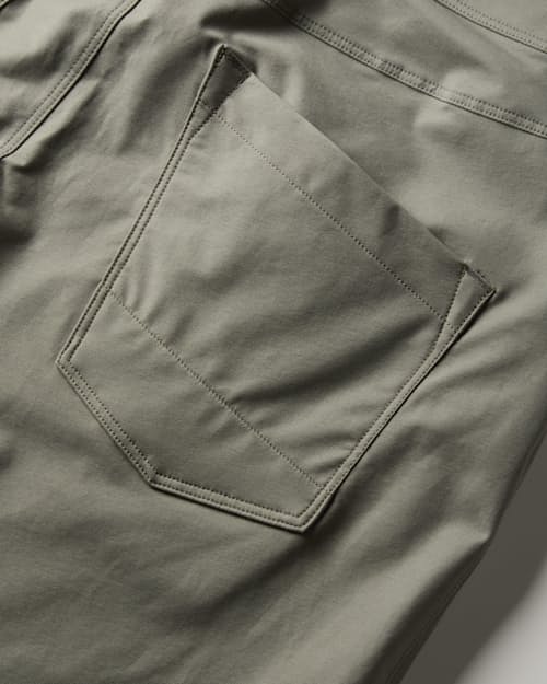 laydown detail image of Kragg Cotton Short - 9"