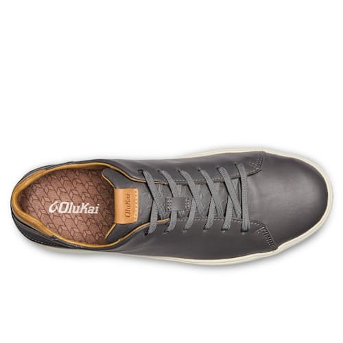 laydown image of Lae'Ahi Li 'Ili Sneaker