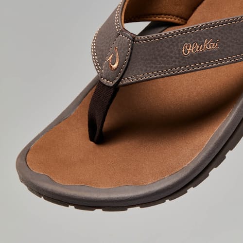 laydown detail image of Ohana Sandal