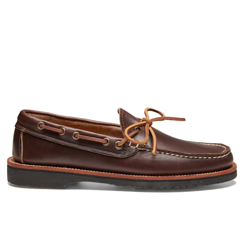 laydown image of Carrabassett Camp Moc Black Mini Lug
