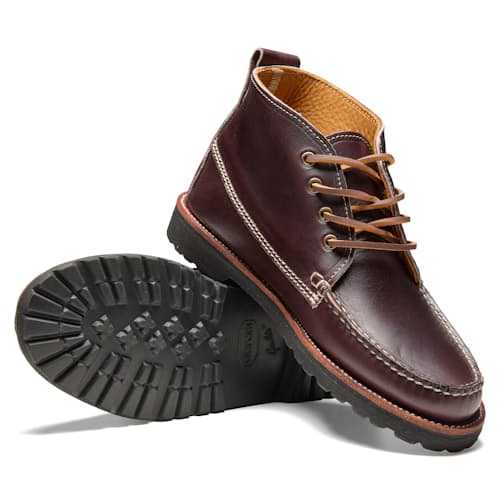 laydown image of Old Port Middlebury Black Sole