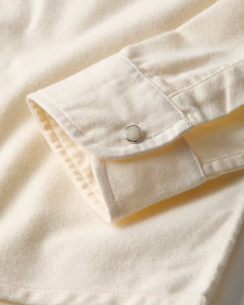 laydown detail image of Alpine Super Soft Flannel