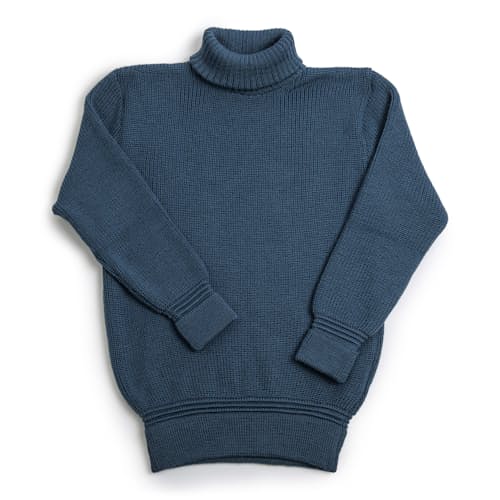 laydown image of Rollkragen Sweater