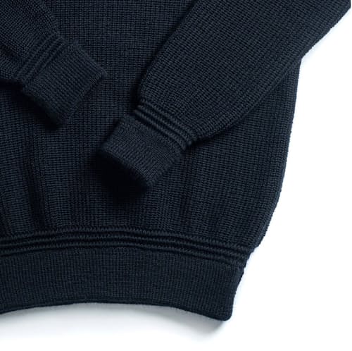 laydown detail image of Rollkragen Sweater