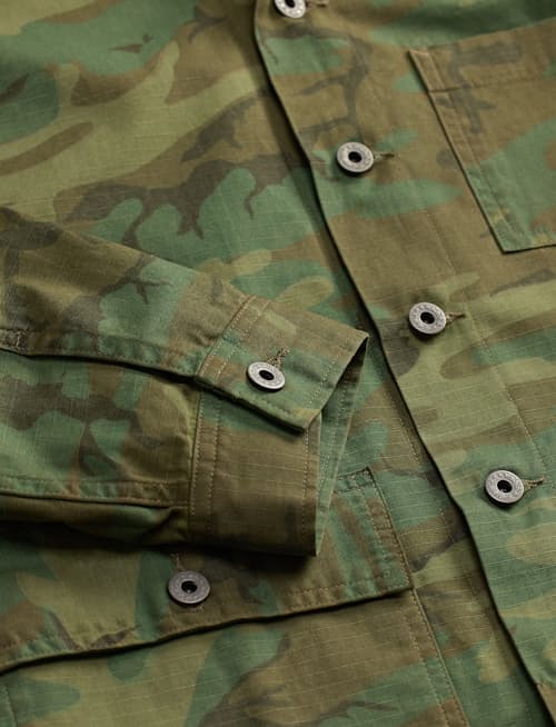 laydown detail image of Asher Overshirt